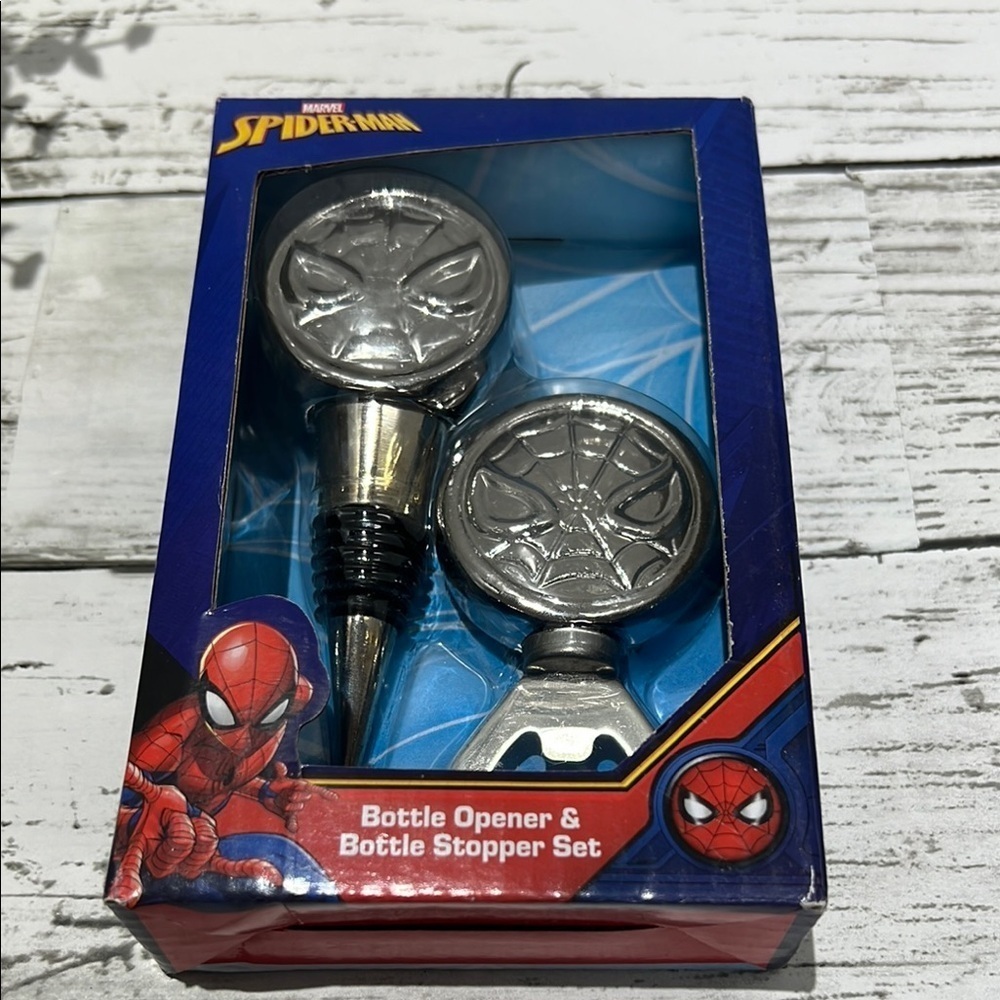 Marvel Silver Spider-Man Bottle Opener and Stopper Set